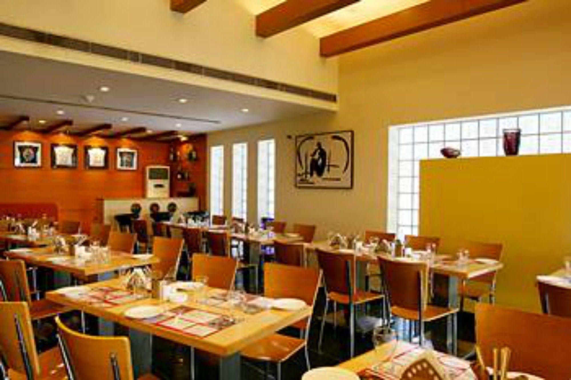 Red Fox By Lemon Tree Hotels, Jaipur Ngoại thất bức ảnh